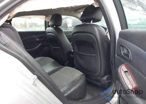 2013 Chevrolet Malibu Eco z USA, uszkodzony, nr VIN 1G11D5RR2DF114665